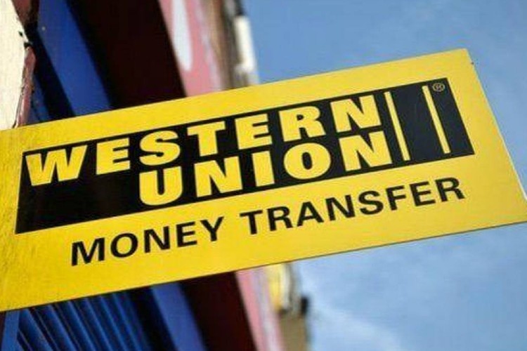 How to Safely and Quickly Transfer Money in an Emergency